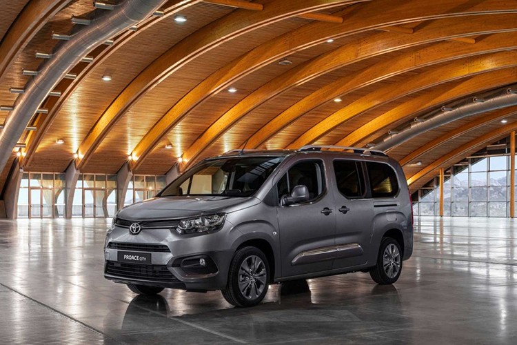 Hafif ticari araç pazarını karıştıracak