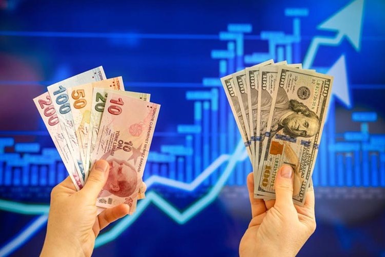 Resesyon ve enflasyon ABD parasına yaradı