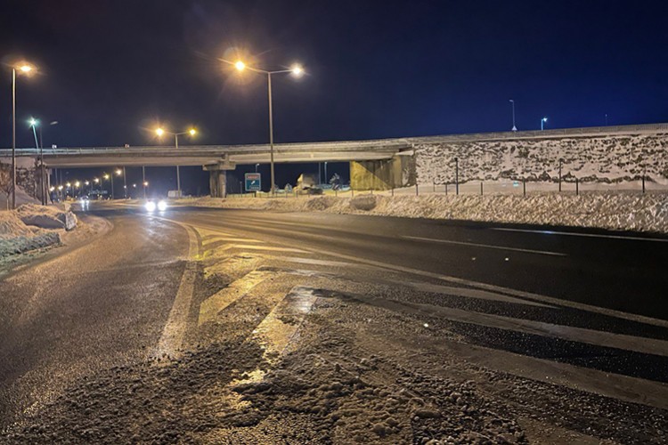 Anadolu'dan İstanbul'a ulaşım tırlar hariç açıldı