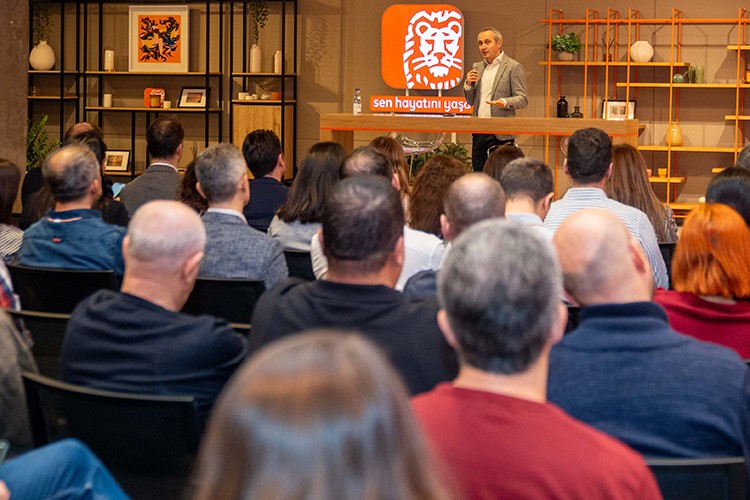 ING Türkiye çalışanlarına yönelik Yapay Zeka Zirvesi gerçekleştirdi