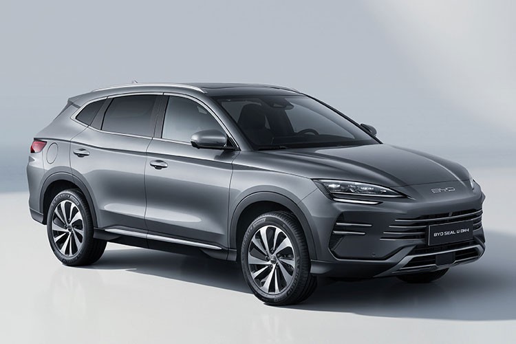 SEAL U DM-i, Dört Tekerlekten Çekişli Versiyonuyla Türkiye'de