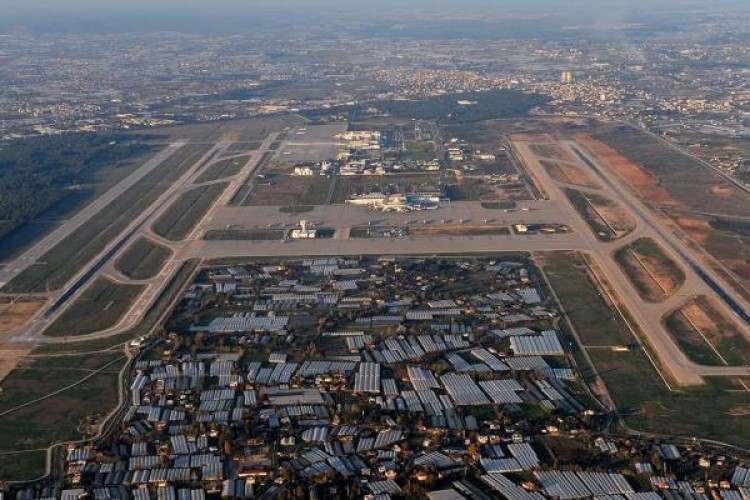 Antalya Havalimanı'nda uçak trafiği rekoru