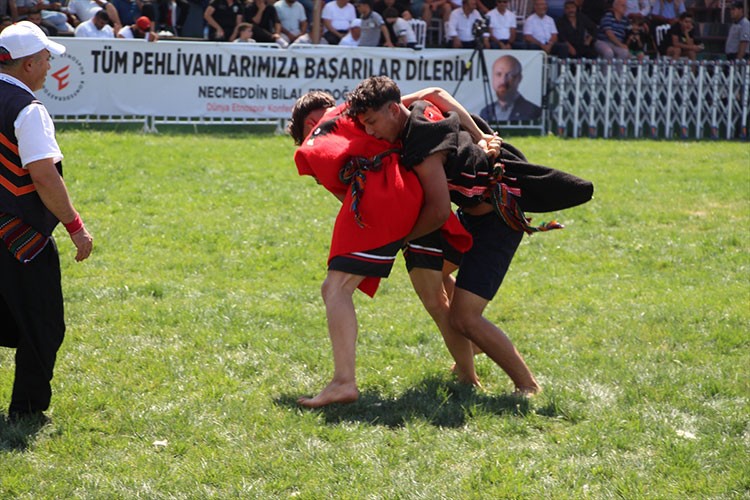 Aba Güreşi Türkiye Şampiyonası Gaziantep'te başladı