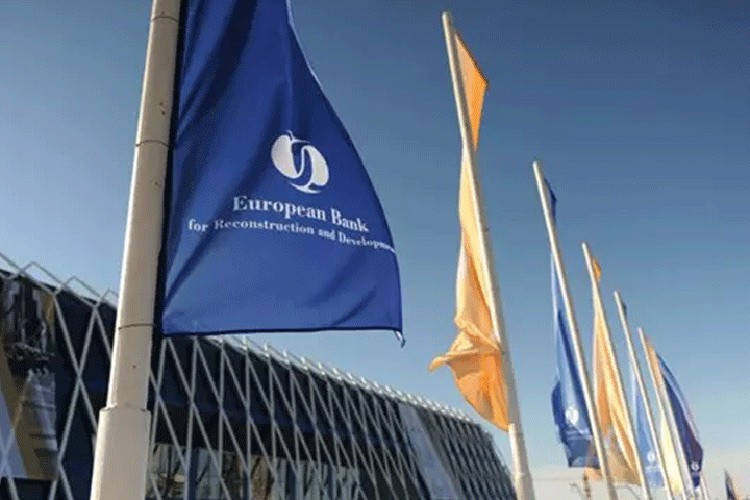 EBRD'den Nakkaş Otoyol Yatırım'a 240 milyon avroluk kredi