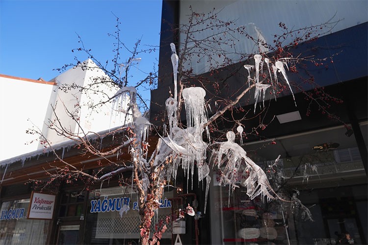 Doğu Anadolu'da soğuk hava etkili oluyor