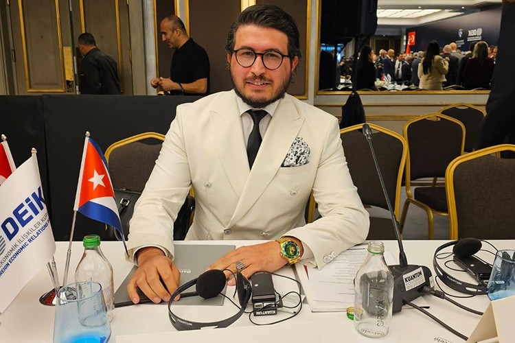 Türkiye - Küba arasındaki işbirlikleri değerlendirildi