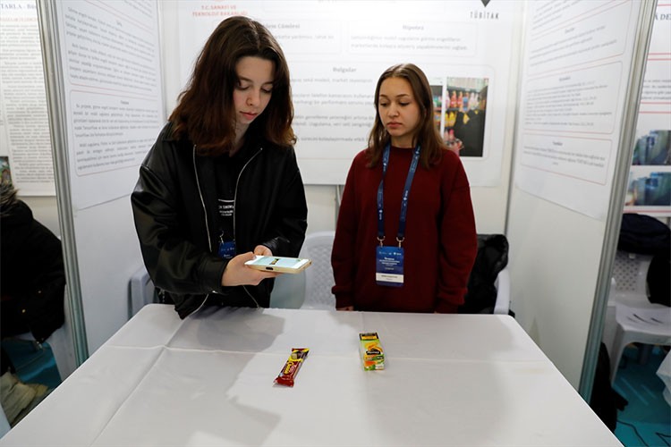 Görme engellilere markette kolaylık sağlamak için mobil uygulama