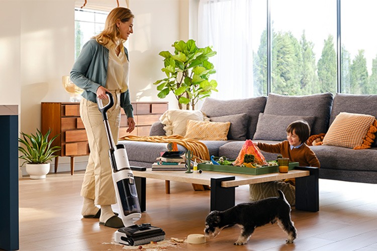 Kablosuz sert zemin süpürgesi Floor One Stretch S6 tanıtıldı