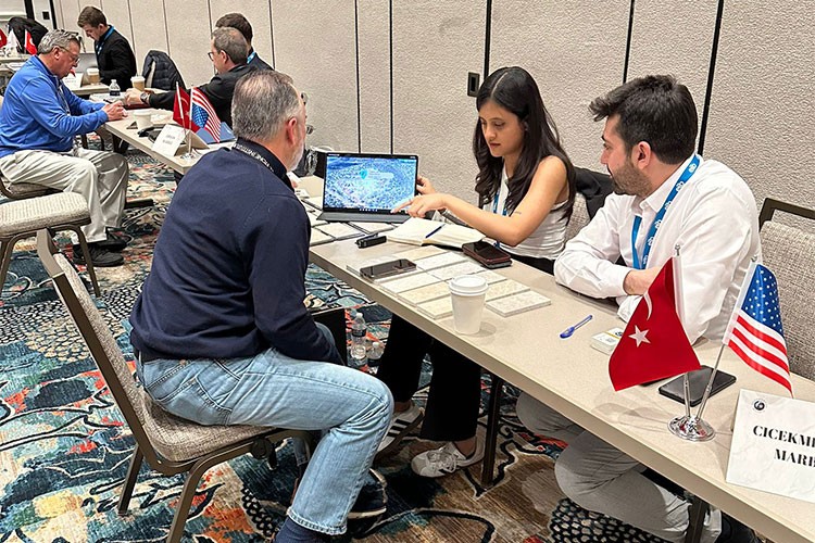 Türk doğal taş sektöründen çifte çıkarma