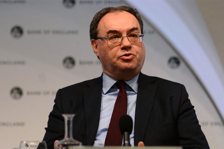 "Faizin çok düşük seviyeye inmesini beklemiyor"