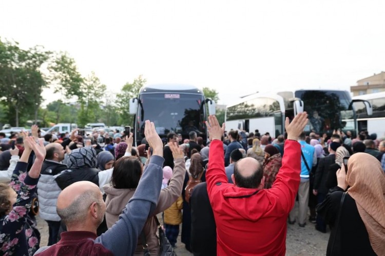 Başkan Büyükgöz Hacı Adaylarını Uğurladı