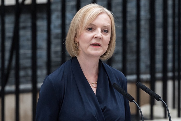 İngiltere Başbakanı Liz Truss istifa etti