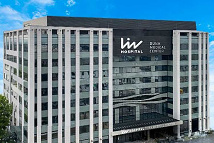 Sağlık deneyimini Budapeşte'ye taşıyor