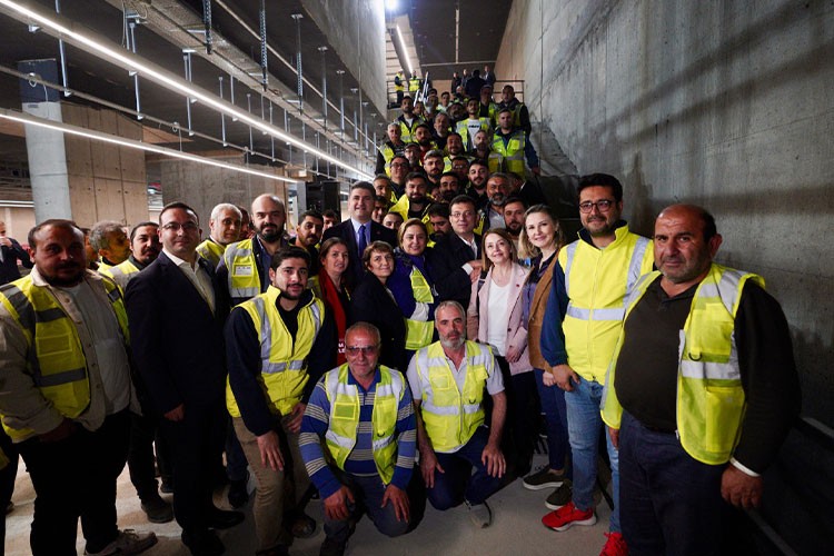 Metro emekçileriyle iftarda buluştu