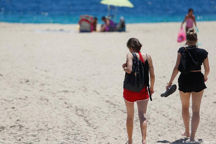 Almanya, İspanya'yı riskli bölge ilan etti