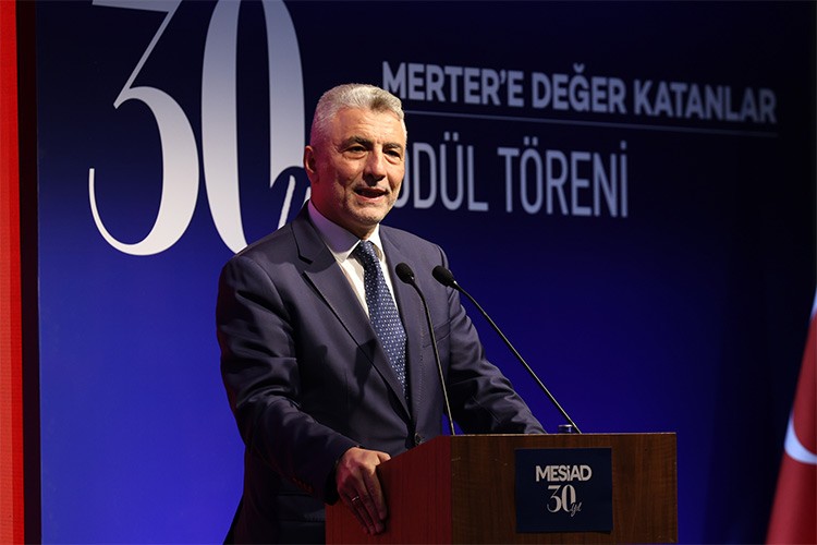 Takstil sektörüne değer katanlar ödüllendirildi