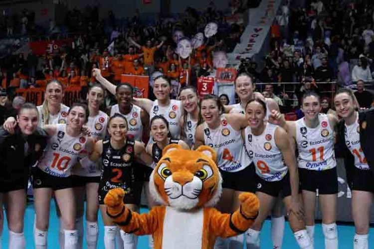 Eczacıbaşı Dynavit, çeyrek finalde avantajı kaptı