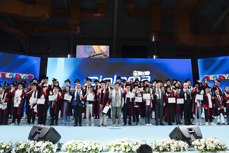 DENEYAP Teknoloji Atölyeleri yeni mezunlarını verdi