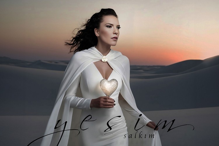 YEŞİM SALKIM'DAN ŞAMPİYONLARA 'UYU MELEĞİM'