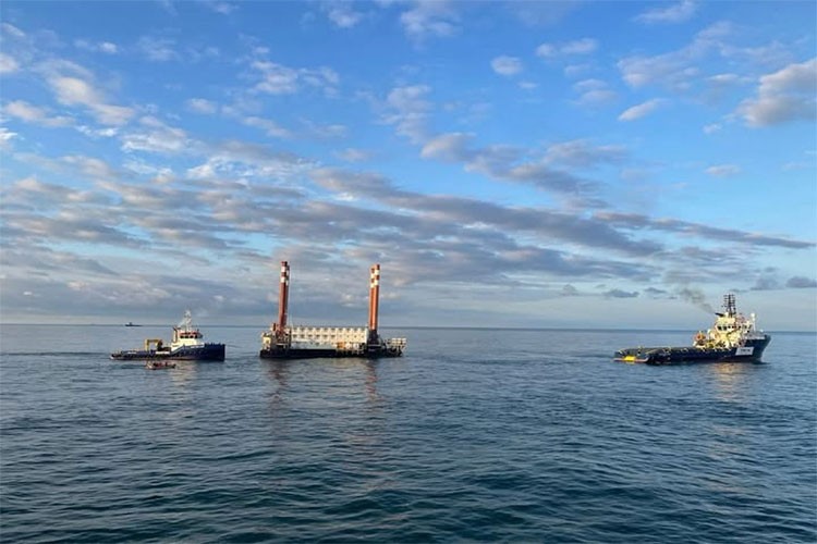 Azerbaycan bandıralı üç gemi Eritre'de alıkonuldu