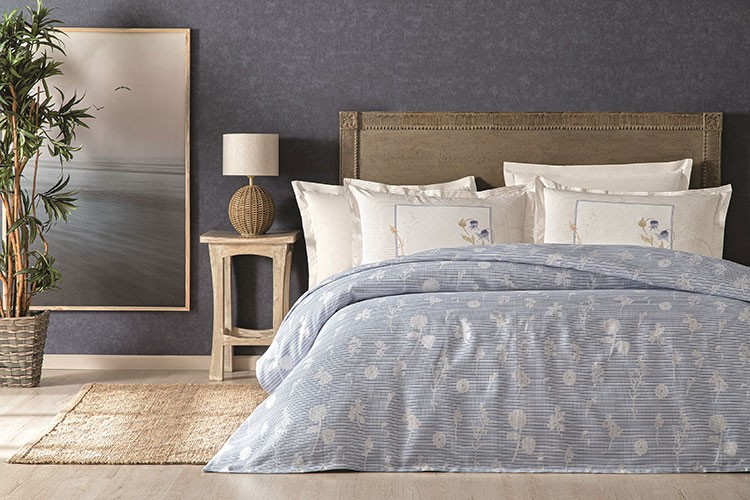 Puffy Pike takımları ile serin ve hafif bir yaz