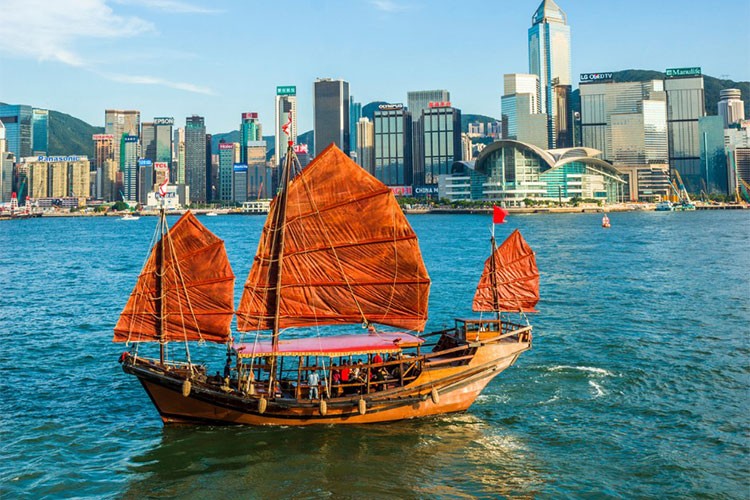 Hong Kong, 2024 büyüme tahminini revize etti