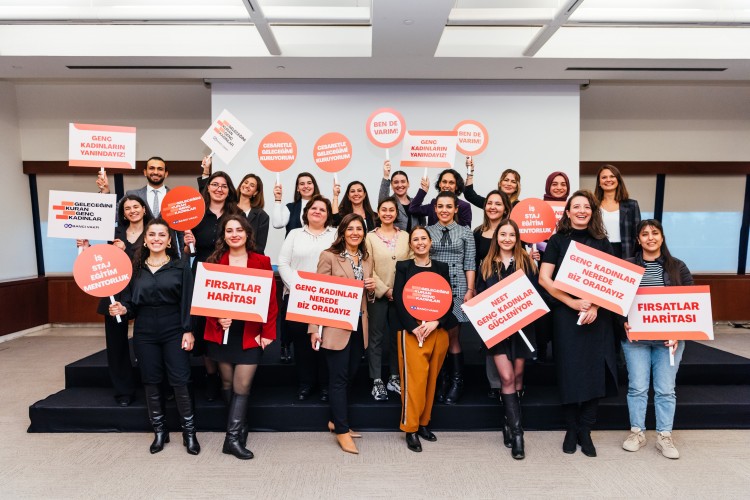 Geleceğini Kuran Genç Kadınlara İstihdam Yolunda Mentor Desteği