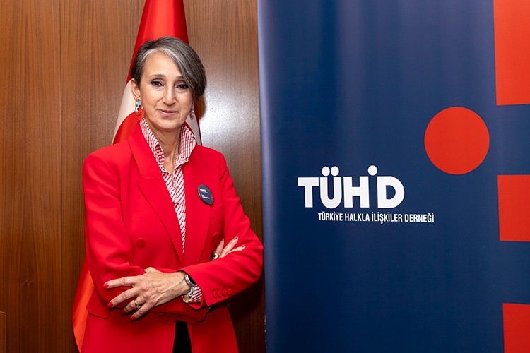 Gençlere halkla ilişkiler bölümlerini tercih edin çağrısı