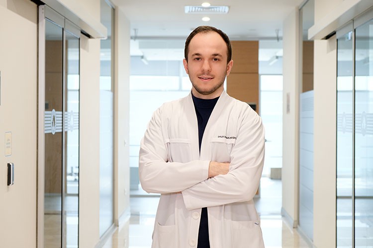 İmplant tedavisinde ağız bakım rutini de kişiye özel olmalı