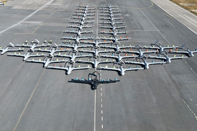 Bayraktar TB2, 750 bin uçuş saatini tamamladı