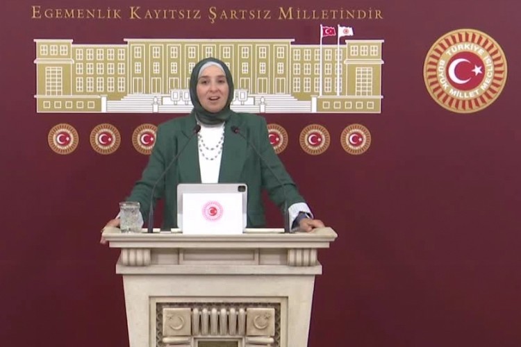 DEVA Partili Esen aile birliği ve mülakat konusunda Bakan Yusuf Tekin'e seslendi