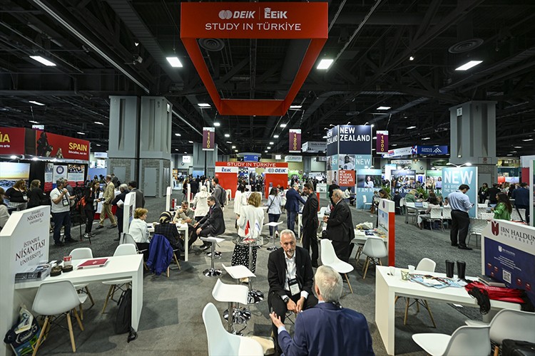 Türk üniversiteleri uluslararası eğitim zirvesinde