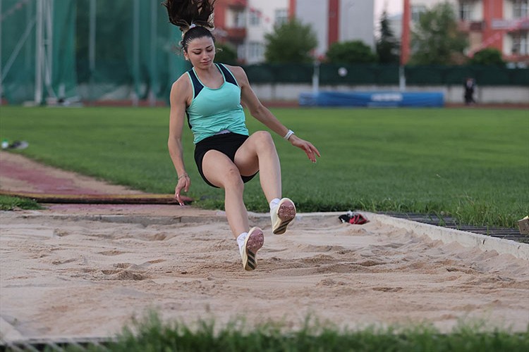 Reyhan Taşdelen, gözünü altın madalyaya dikti