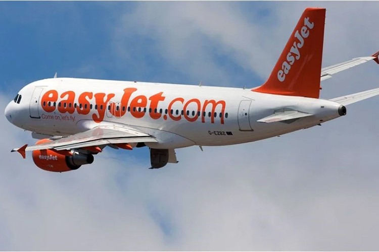 Easyjet, İngiltere'de 1.700 uçuşu iptal etme kararı aldı