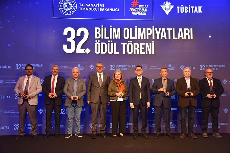 TÜBİTAK 32. Bilim Olimpiyatları Ödül Töreni Antalya'da yapıldı