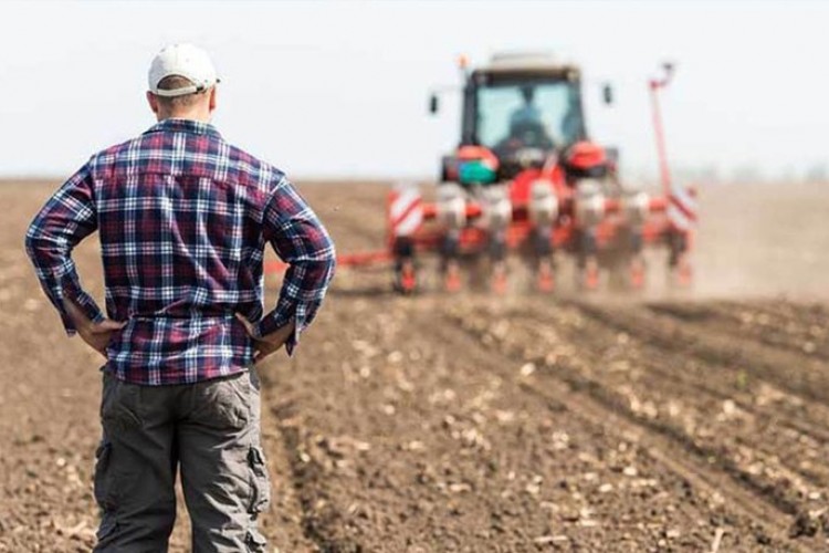 Çiftçiye destek yağdı
