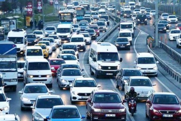Trafiğe ağustosta 235 bin 317 aracın kaydı yapıldı
