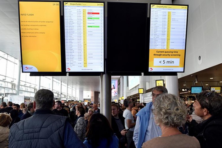 Almanya'da uçuşlar iptal