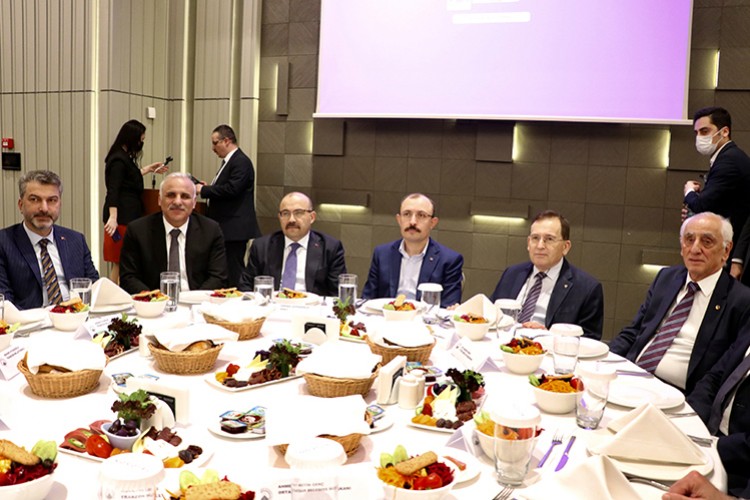 "Yat serbest bölgelerinin sayısını artırmak istiyoruz