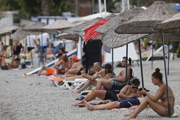 Muğla sahillerinde güneşli hava yoğunluğu