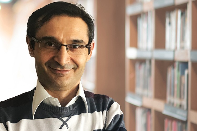 "Sıcak paraya bağımlı bir istikrar programı tablosu çiziliyor"