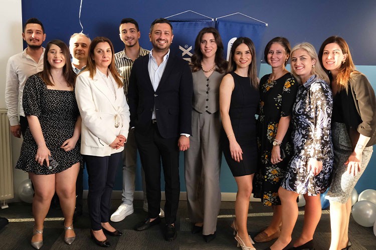 Bir yılda 6 bin kişiye ücretsiz e-ticaret öğretti