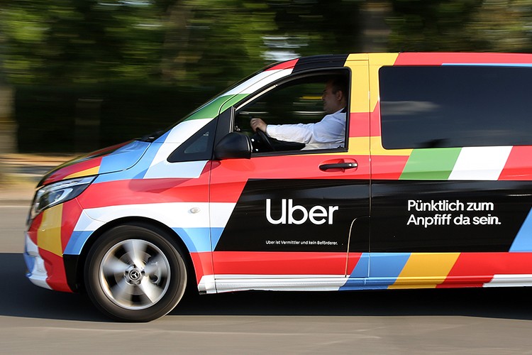 Uber, Avrupa Kupası'nda Futbolseverlerin Yolculuk Alışkanlıklarını Açıkladı