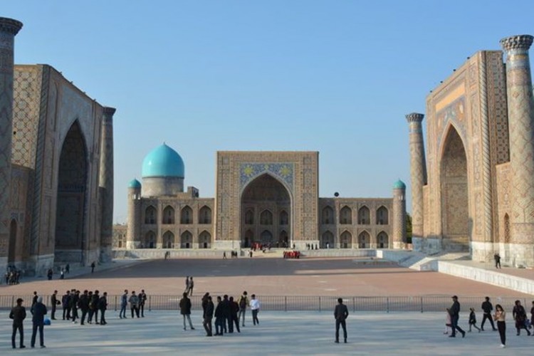 Özbekistan ekonomisi 9 ayda yüzde 5,8 büyüdü