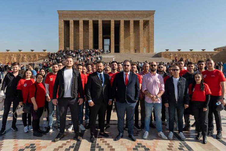 Pizza İl Forno'dan anlamlı ziyaret