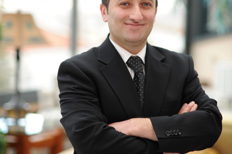 Akfen Yenilenebilir Enerji'den Bir Haftada 66 MW'lık 3 Güneş Santrali Yatırımı