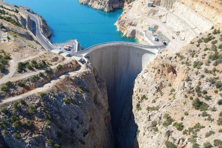 Ermenek Barajı ekonomiye 30 milyar lira katkı sağladı