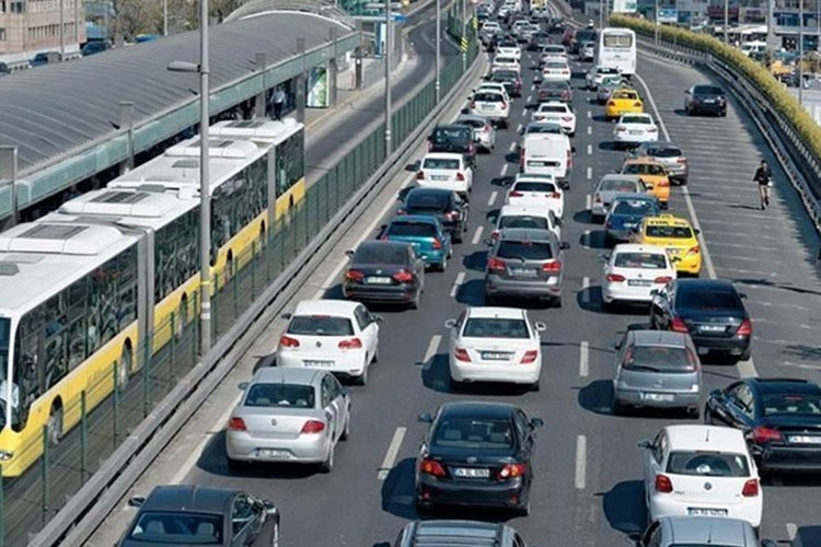 1 ayda 53 bin yeni araç