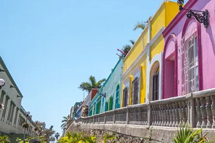 Bambaşka Meksika Kaliforniya'dan Mexico City'ye