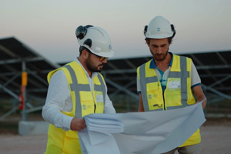 İtalya'nın temiz enerji dönüşümüne YEO imzası